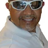 ec00c9da37a's avatar