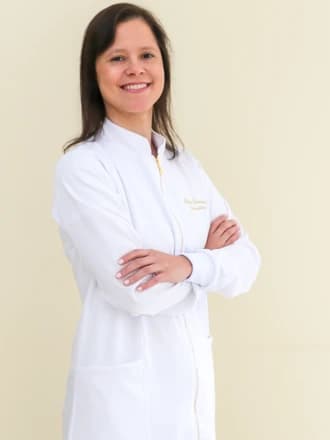 AI generated: speech therapist, portrait, white coat