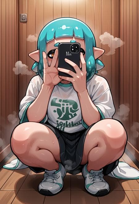 Sumaho Kao Kakushi スマホ顔隠し Selfie Concept - Lora Pony