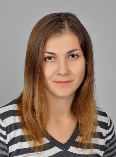 AI generated: портретная фотография на фоне природы