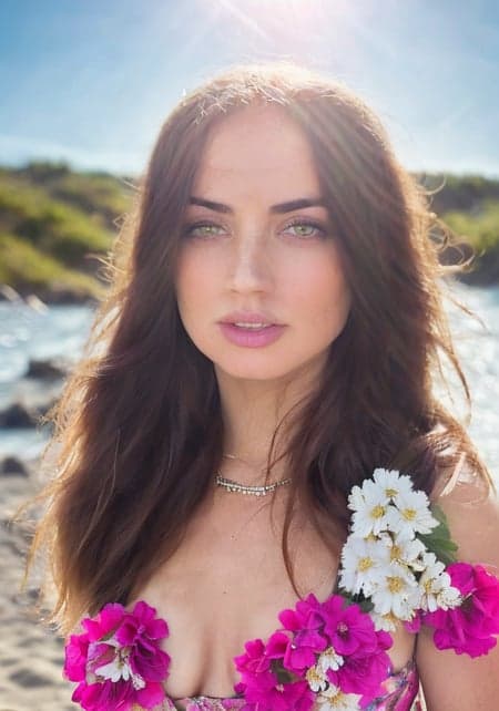 Ana de Armas - Image 1