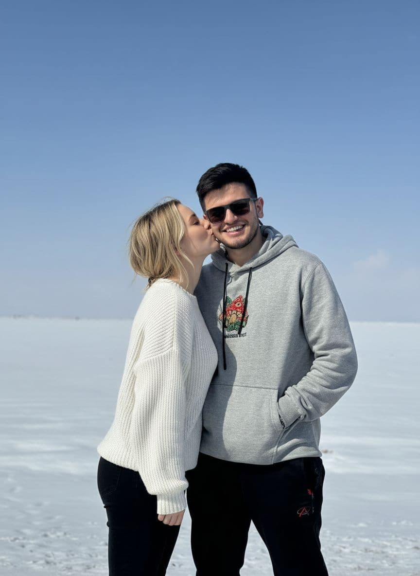 AI generated: sydney sweeney kiss me on the cheek with high reseloution.