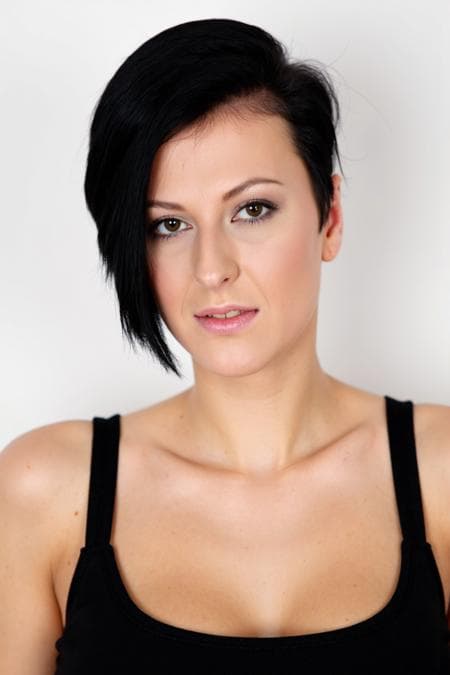 Emylia Argan, - Flux