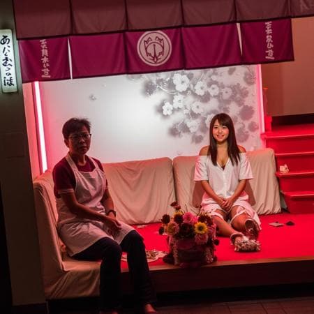 Japan red light district (飛田新地)