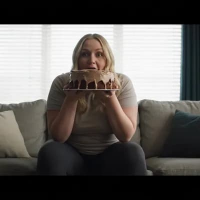AI generated video: 
A photorealistic, cinematic, unbroken one-take shot in 8K HDR. The camera is locked off in a stabl...