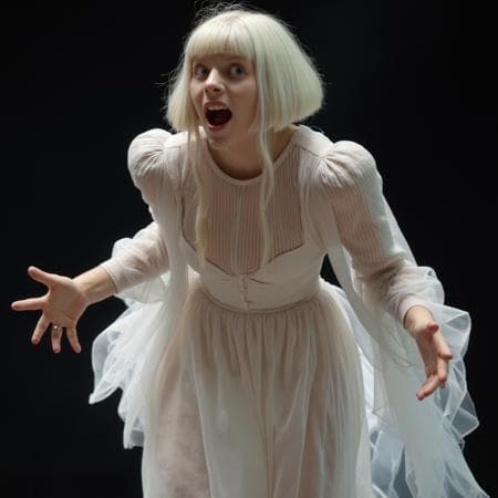 Aurora Aksnes - Image 3