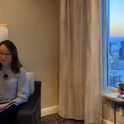 AI generated video: Mom handjobing
