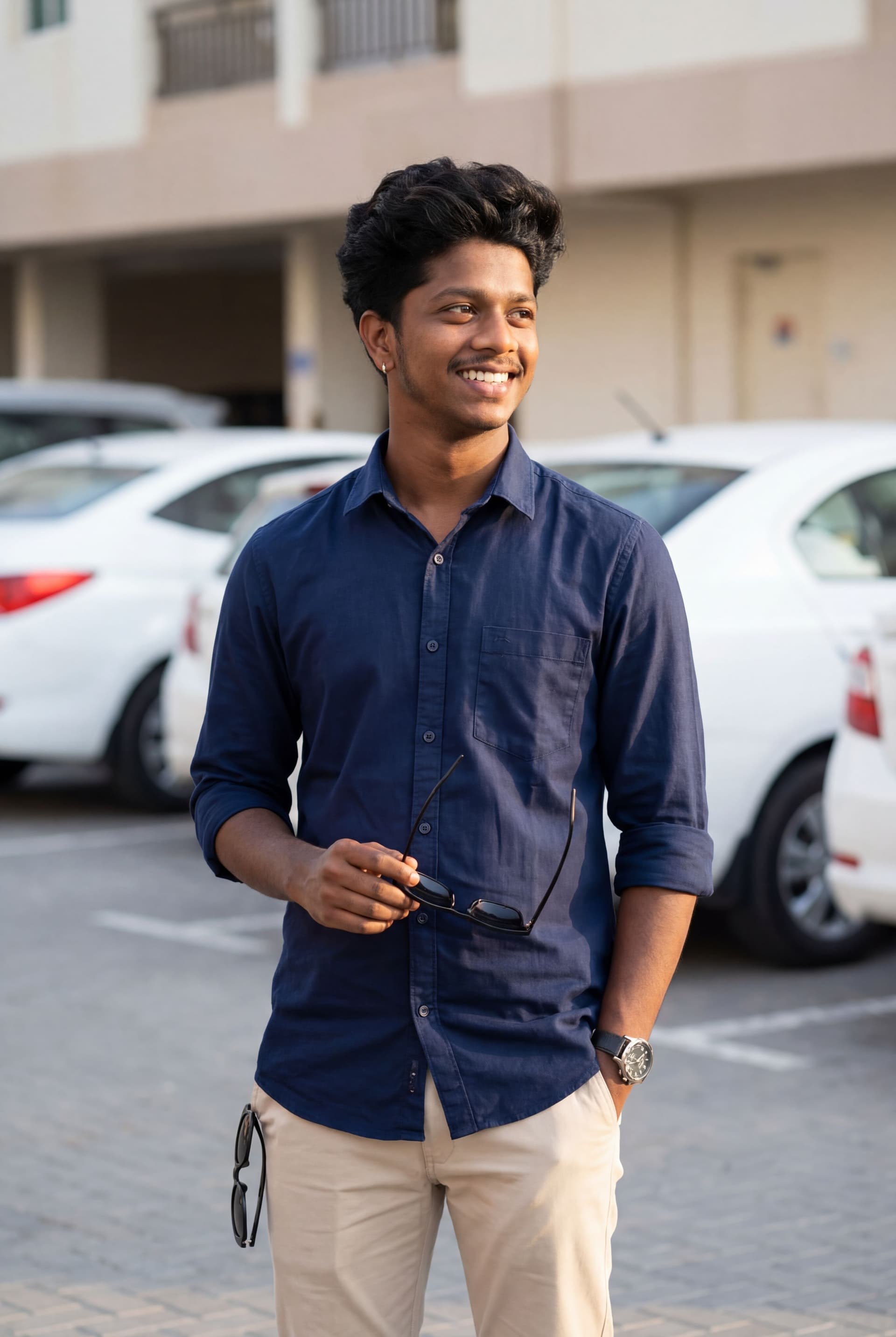 AI generated: { "image_type": "photograph", "genre": "casual_mens_lifestyle_portrait", "composition": { "framing":...