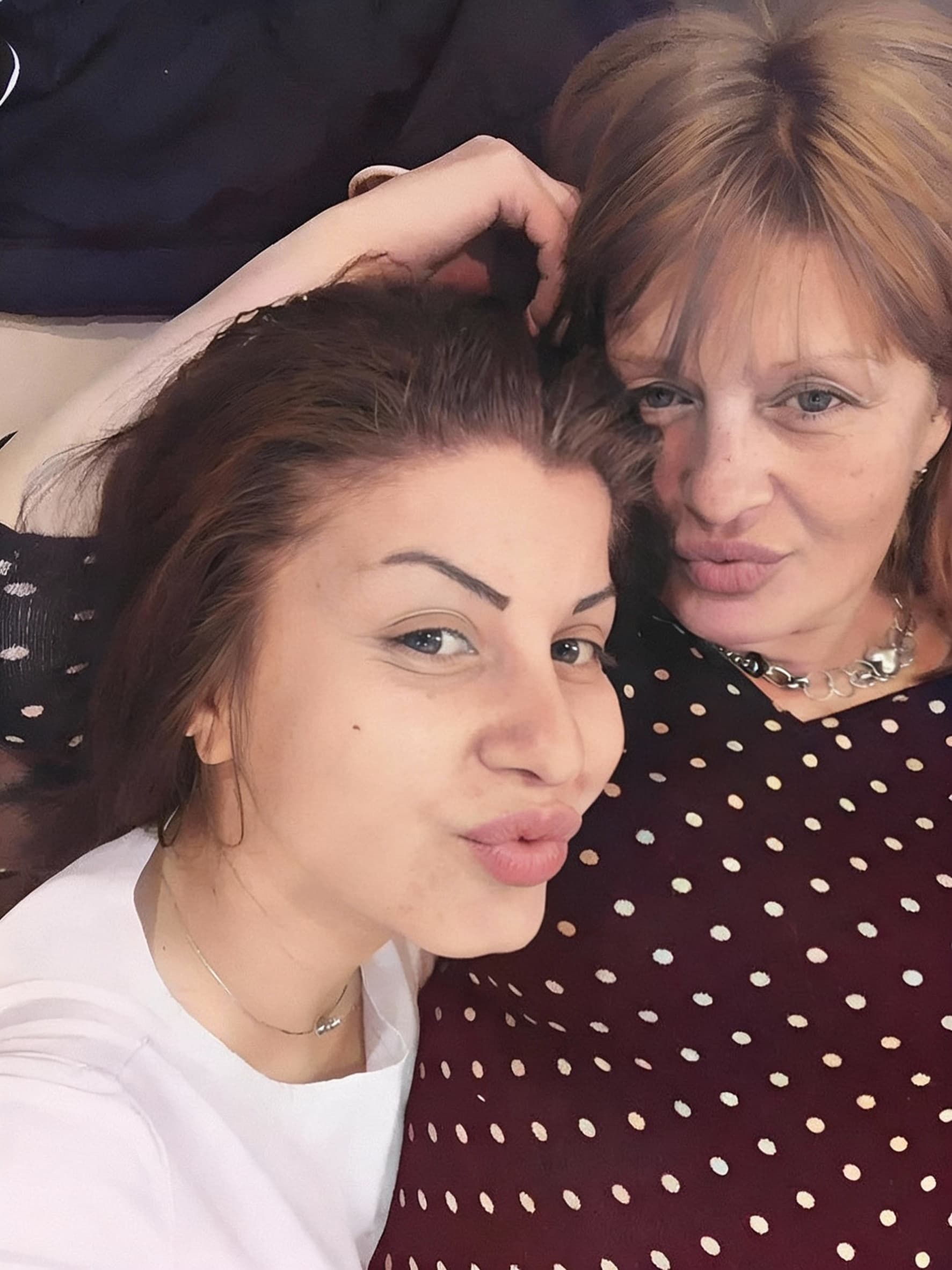 AI generated: kissy face big lips