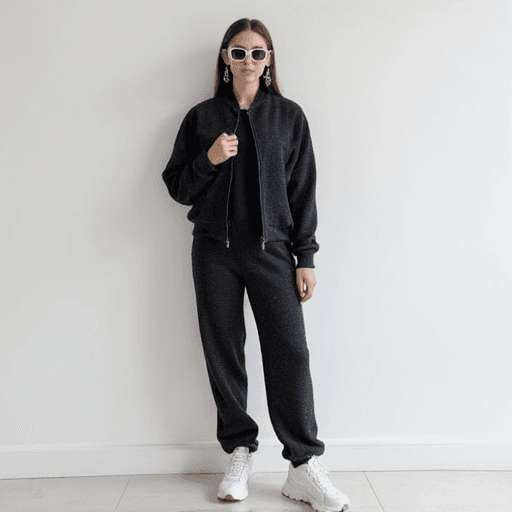 825 Nike