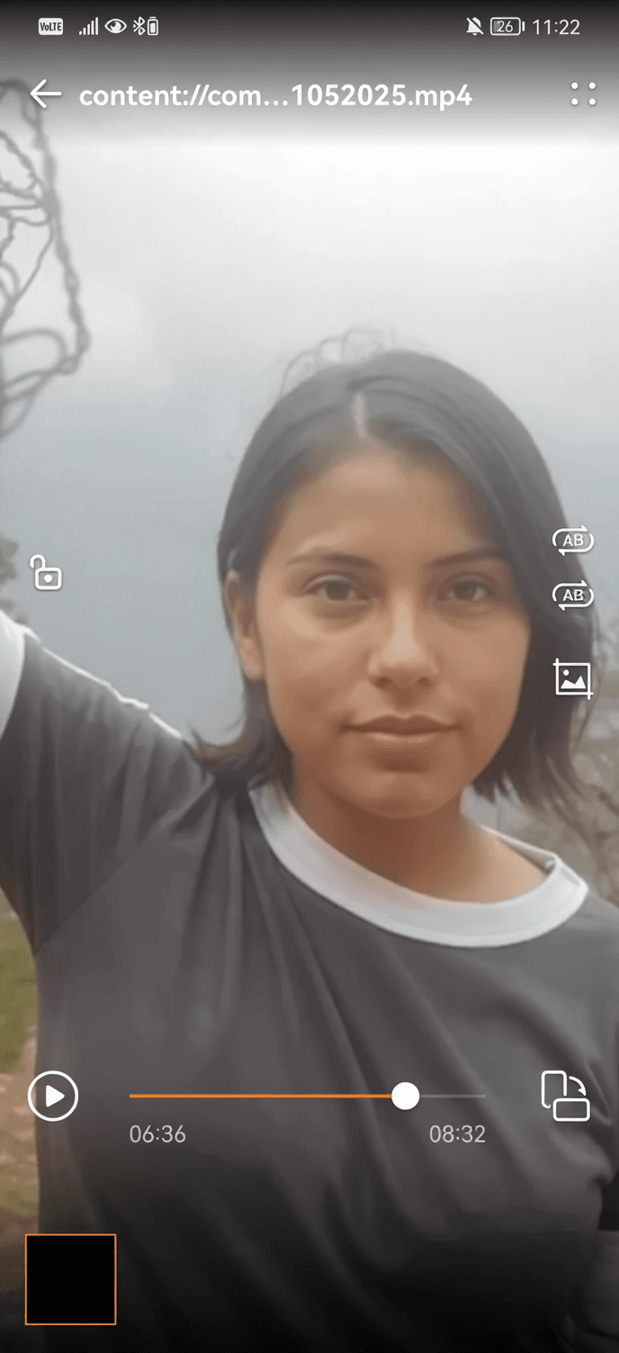 AI generated: Hermosa joven en minifalda corta mirada seductora 