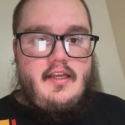 AI generated video: Slowly kissing my boyfriend 