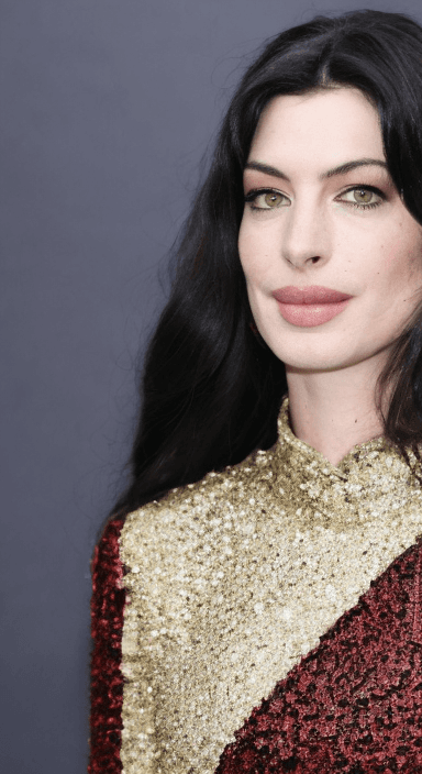 Anne Hathaway - Image 5