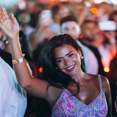 AI generated video: woman poses elegantly
