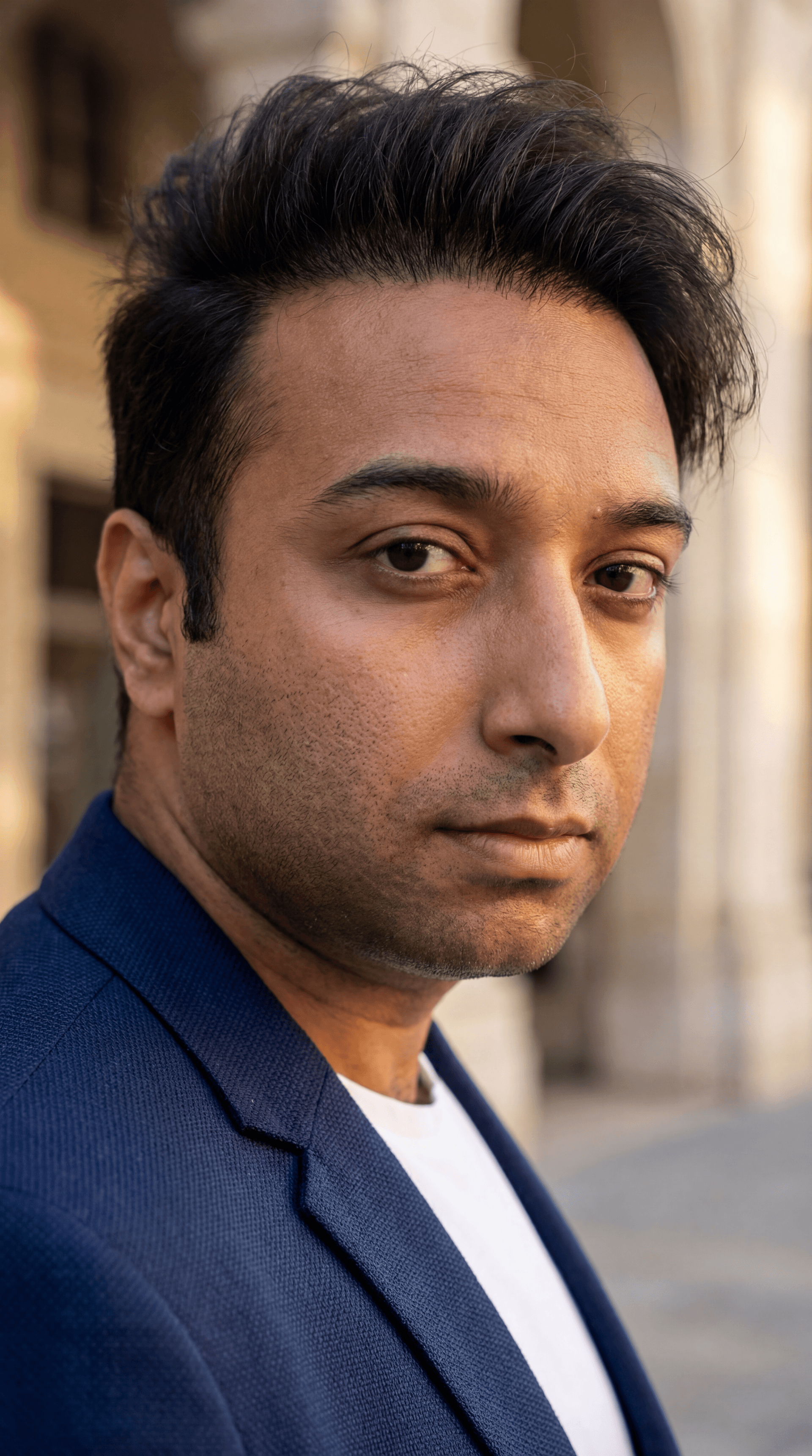 AI generated: fashion editorial photograph, man, shot on a Canon EOS 5D Mark IV --chaos 75 --ar 1:2 --profile rsy6...