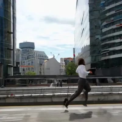 AI generated video: The stock market is crashing