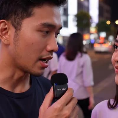 AI generated video: ‎🎬 PROMPT 1 — STREET INTERVIEW (HOOK)
‎
‎Create an 8-second ultra-realistic street interview video,...