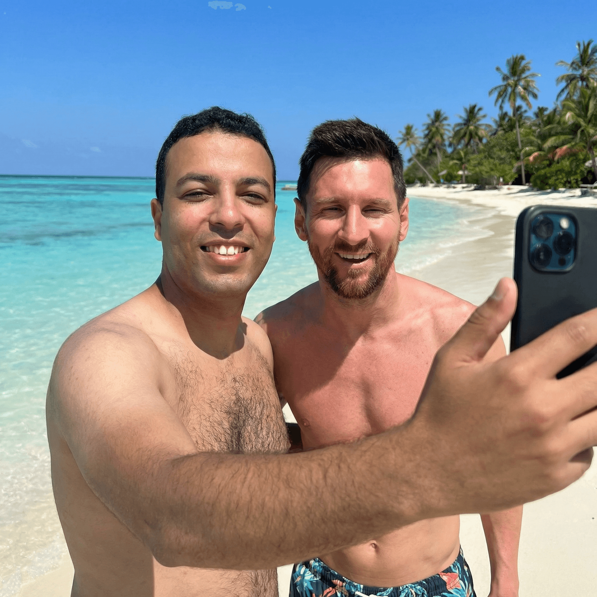 AI generated: with leo messi at a tropical beach, sunny day, both smiling