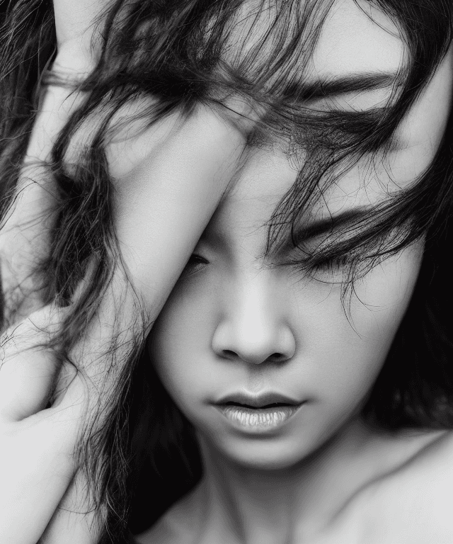 AI generated: RAW photo, B&W photo, (detailed face)+, portrait of a beautiful woman posing for a picture, 80mm, (s...