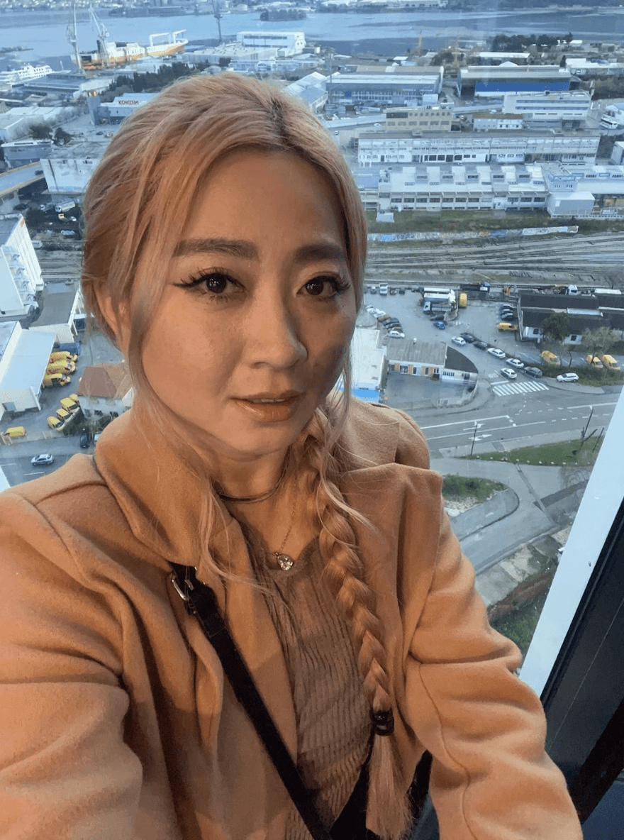 AI generated: 歐美風格

