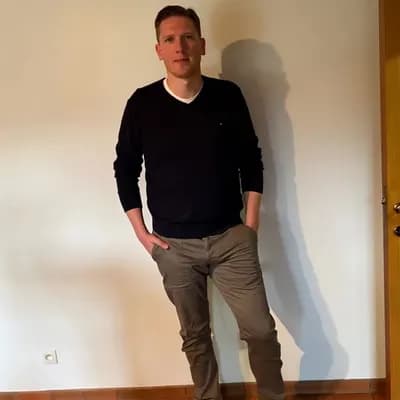 AI generated video: cowboy quickly turn and walks away from the camera, Medium-Shot Angle, standing, fitness, asymmetric...