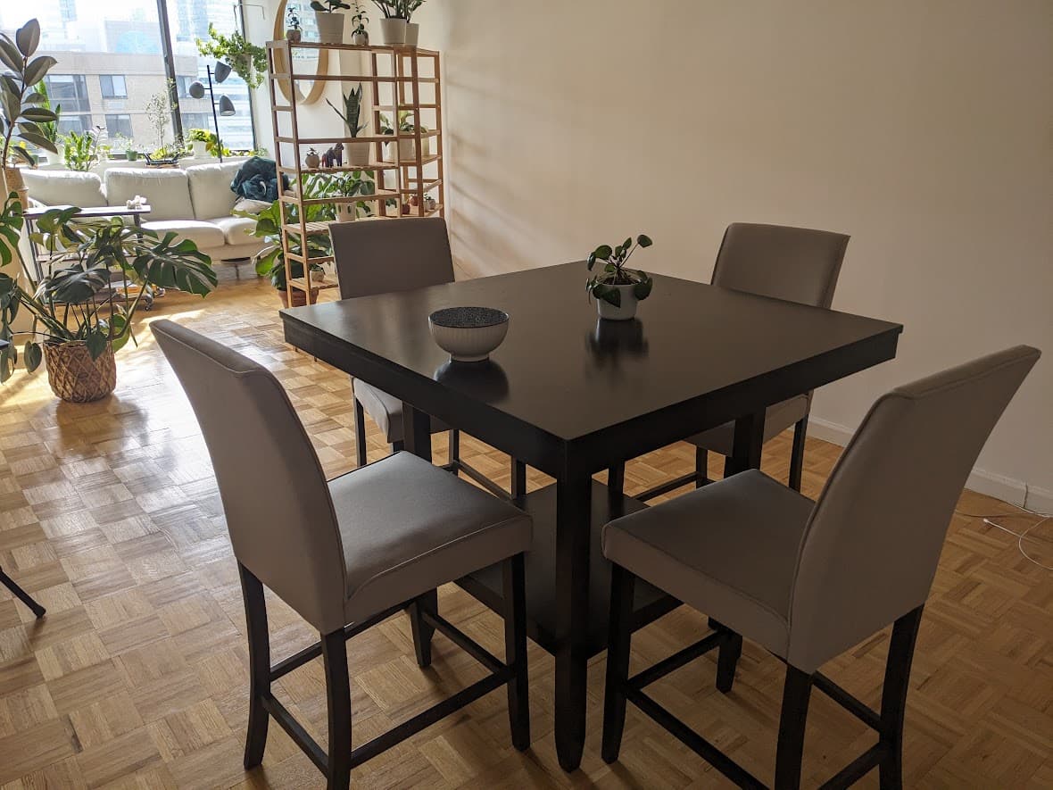 AI generated: Apartment with beautiful interior plants everywhere