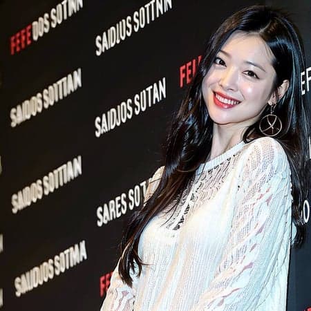 Sulli - Image 2