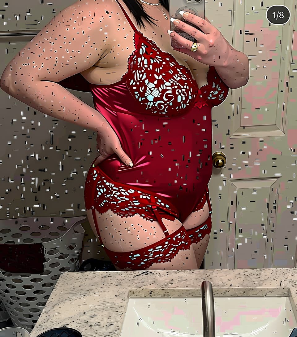 AI generated: Make the lingerie smaller 