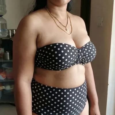 AI generated video: jiggle her chest