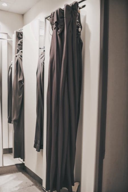 Fitting Room - Image 3