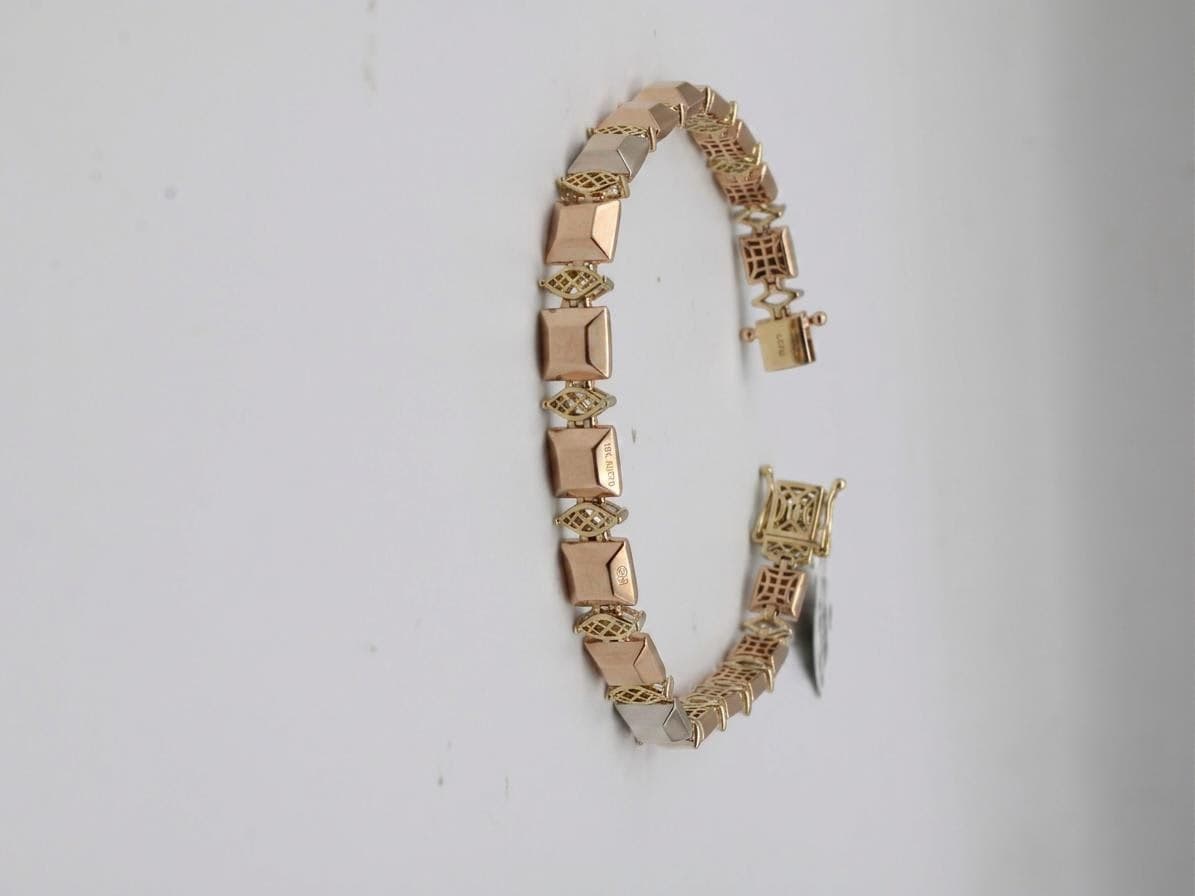 AI generated: same style bracelet but new design suitable to all of 18k gold colors and able to casting 