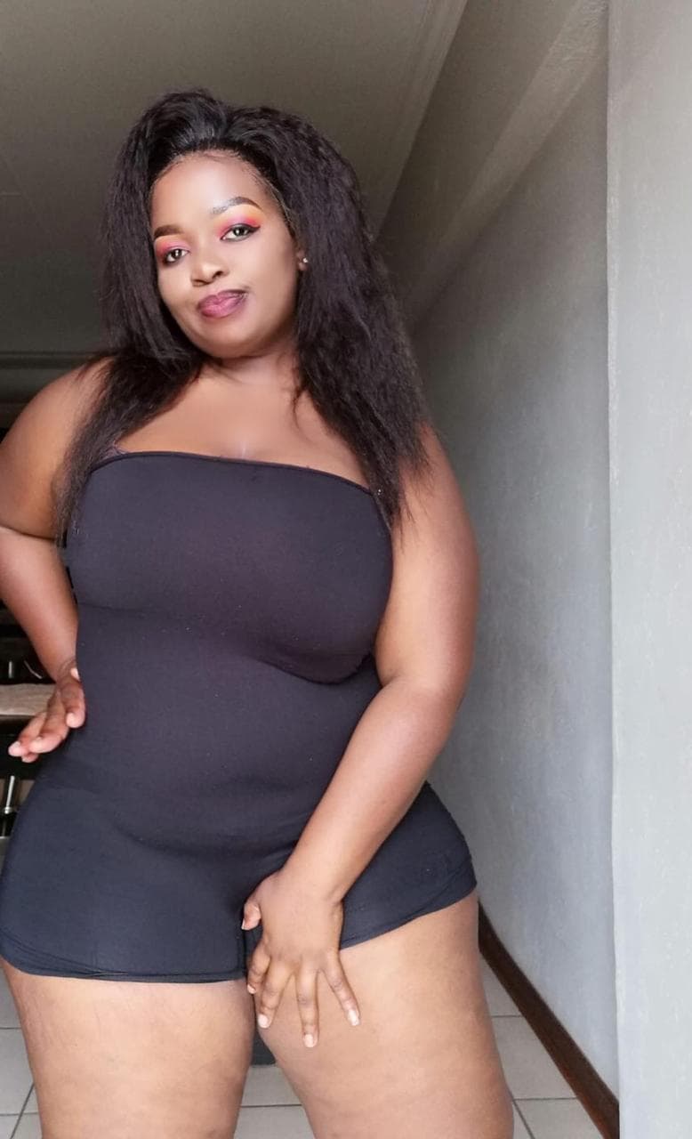 AI generated: Chubby ebony milf nudist
