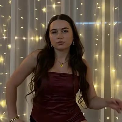 AI generated video: hard twerking