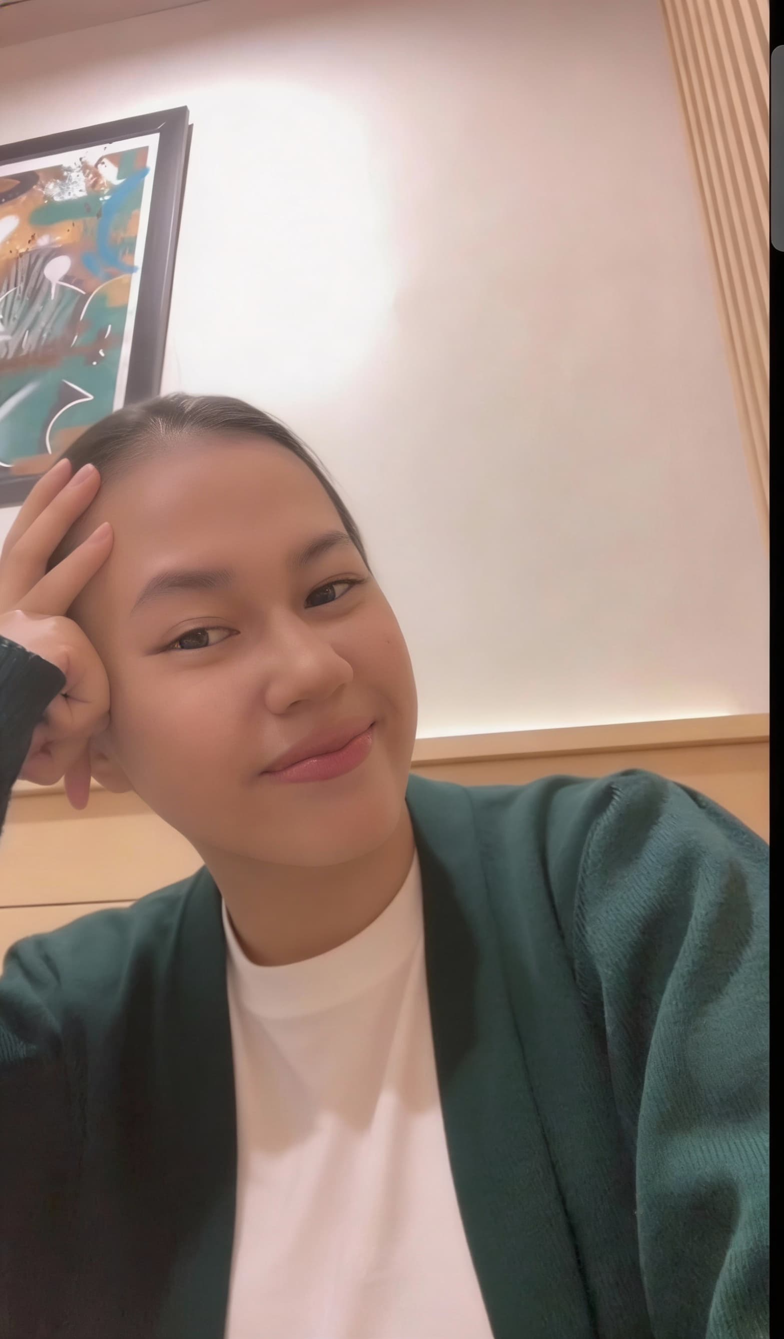 AI generated: Jadikan foto ini menjadi telanjang bulat 
