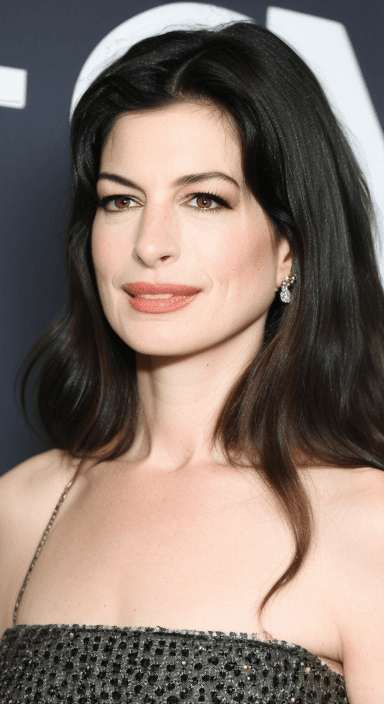 Anne Hathaway - Image 2