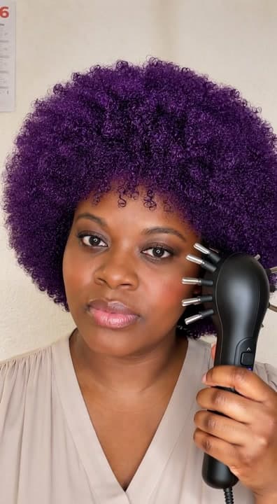 AI generated video: she's using automatic electric machine to braid her hair at once, show before and after finish 