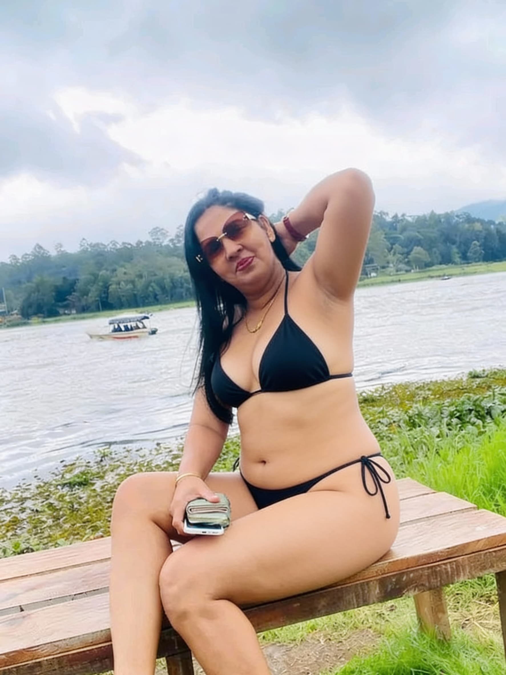 AI generated: Bikini style 