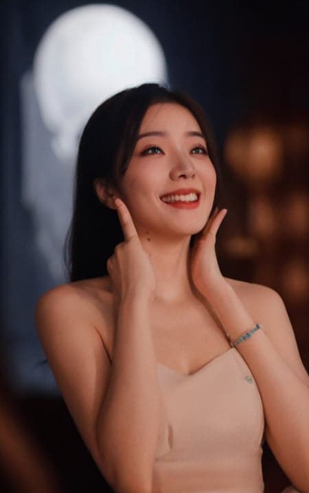 yushuang - Image 2
