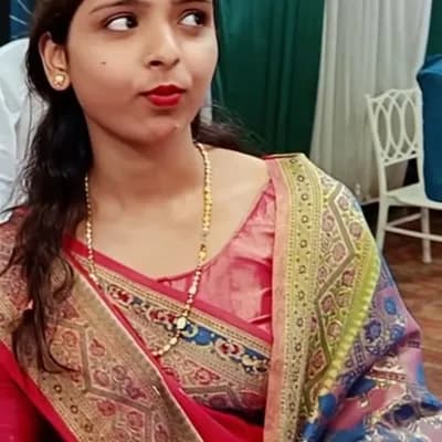 AI generated video: this girl rough kiss with men