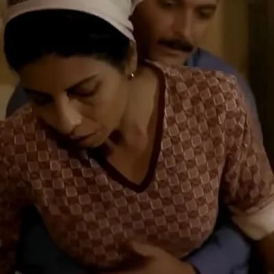 AI generated video: يستمر حركة جسد السيدة للامام والخلف مع الابقاء علي تعبيرات وجهها كما هي في الفيديو المرفق
