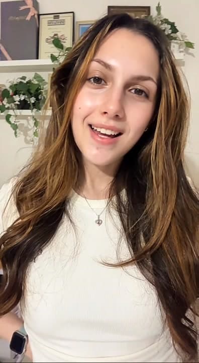 AI generated video: Generador de ingen video Kiss 