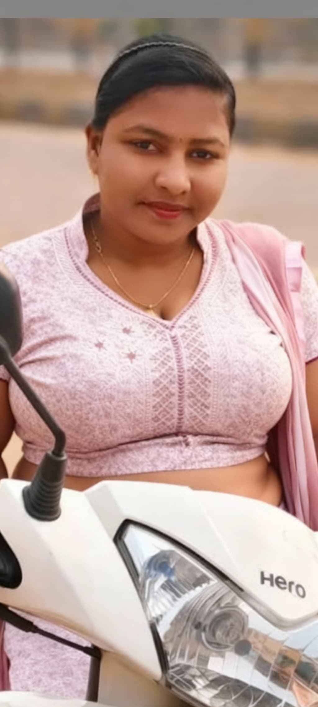 AI generated: Looking fat body, curvy, tshirt boobs 