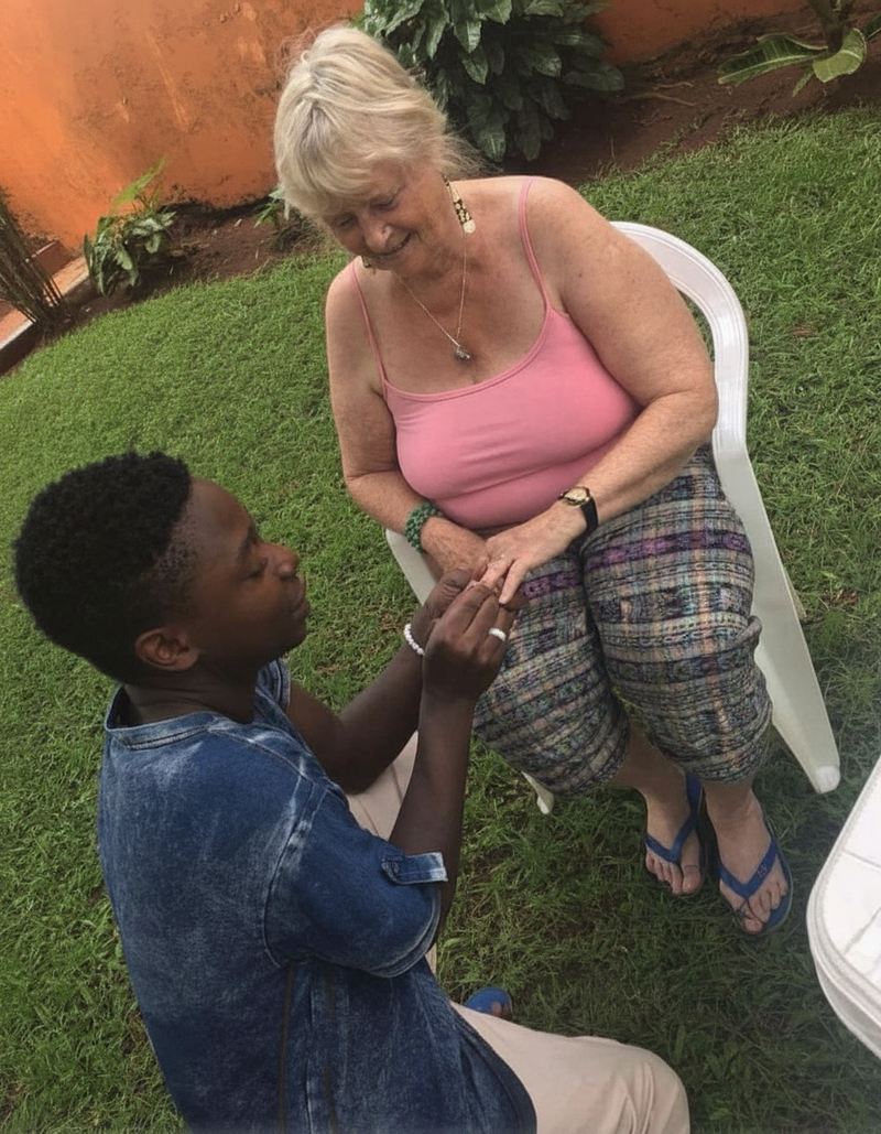 A sample prompt of what you can find in this page