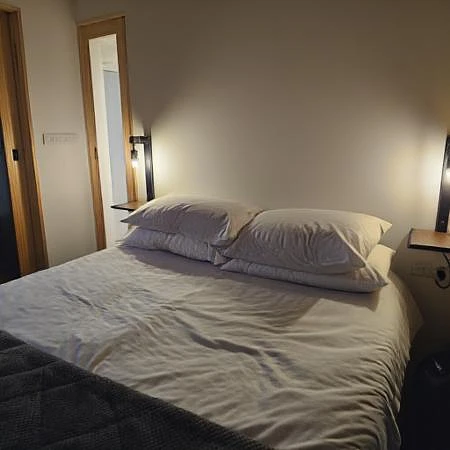 Featured image #2 for UKsc3n3ry