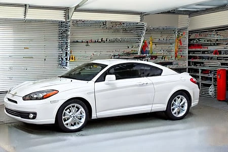 Featured image #5 for Hyundai Tuscani LORA