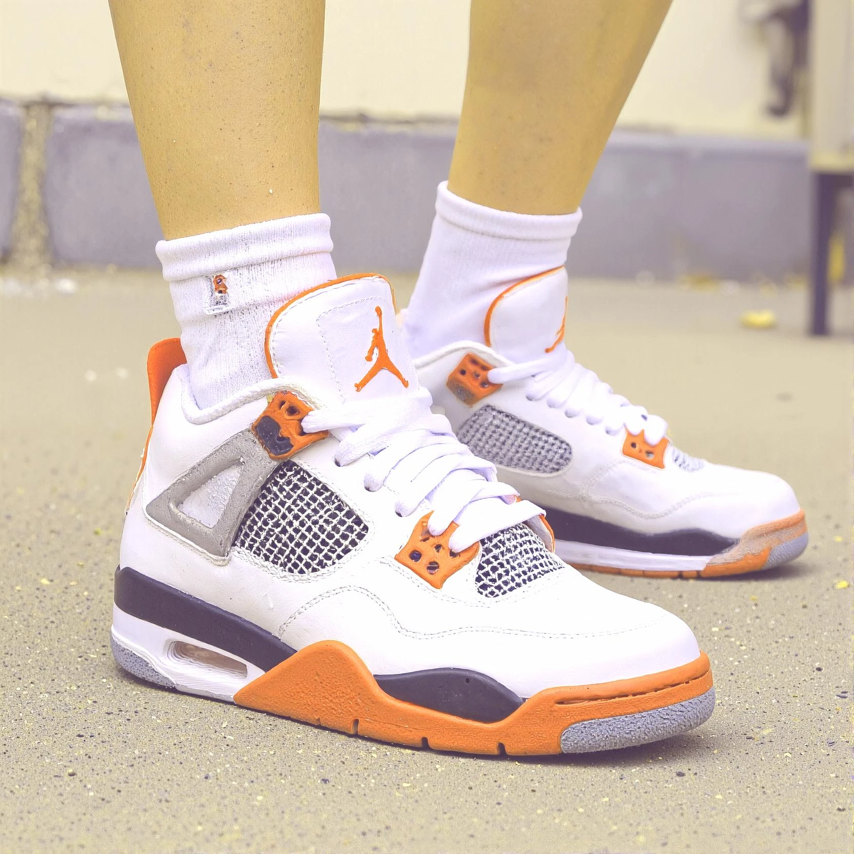 Featured image #1 for Air Jordan 4