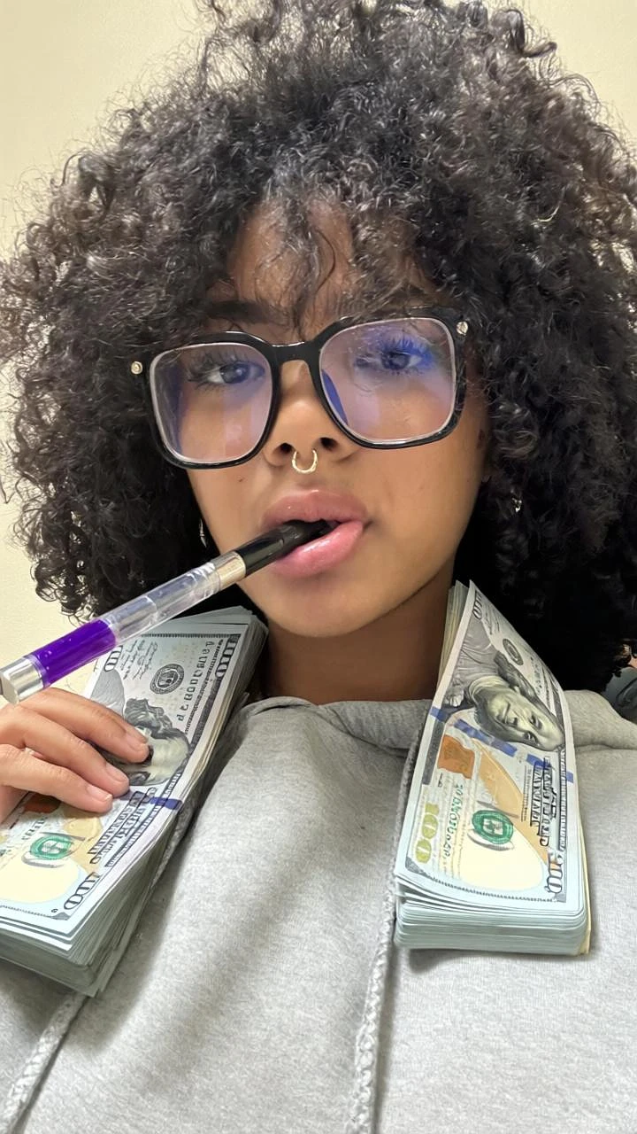 Featured image #5 for 1GIRL QWEN-IMAGE