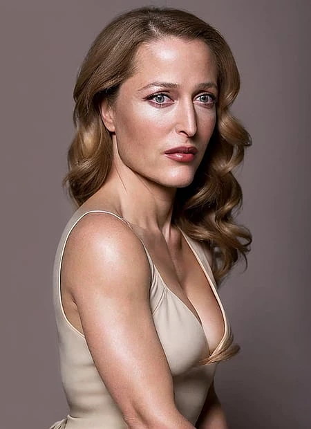 Featured image #3 for Gillian Anderson
